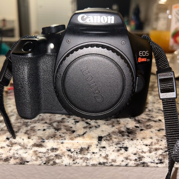 Cannon rebel t6 with bag and different lenses included